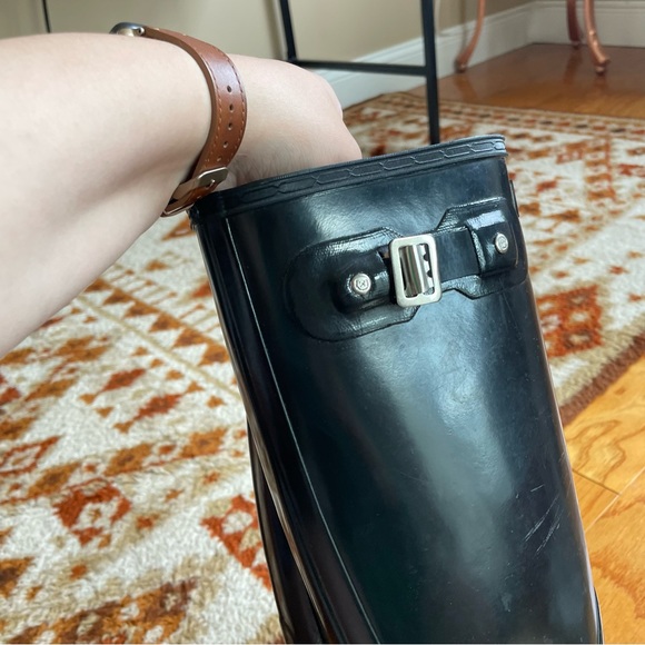 Hunter Women’s Original Tall Rubber Boots in Black SIZE 6 | Black Hunter Boots - Picture 7 of 14